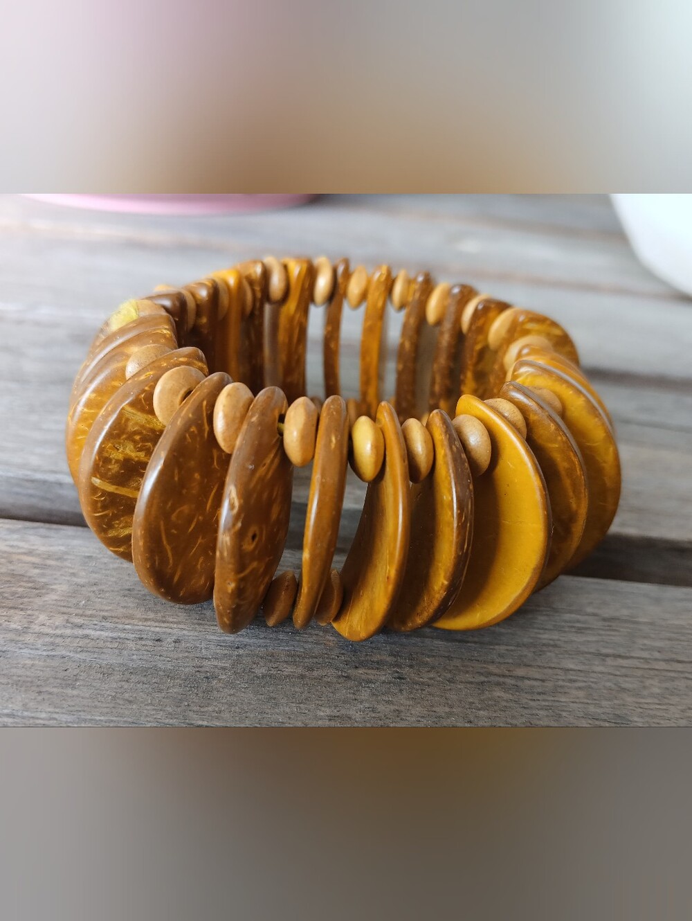 Handmade Vintage Brown Polished Coconut Shell Disk Stretch Bracelet